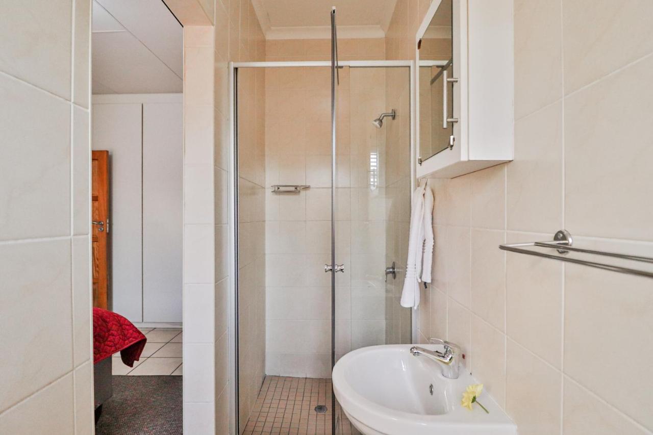 בוקסבורג Rudman Townhouses - Or Tambo Airport מראה חיצוני תמונה