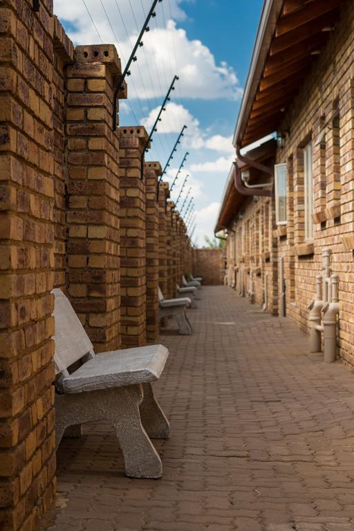 בוקסבורג Rudman Townhouses - Or Tambo Airport מראה חיצוני תמונה